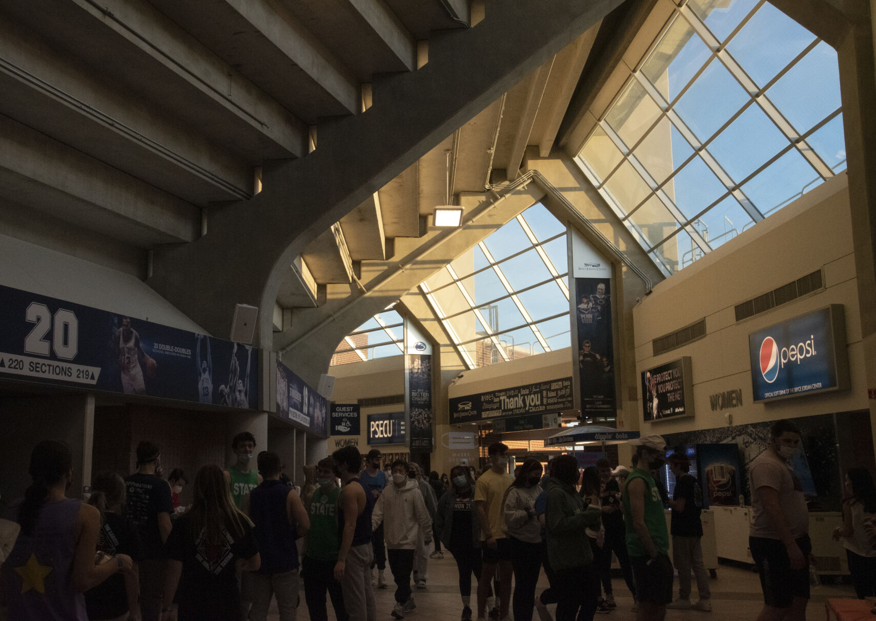 THON 2022, sunlight shines through concourse